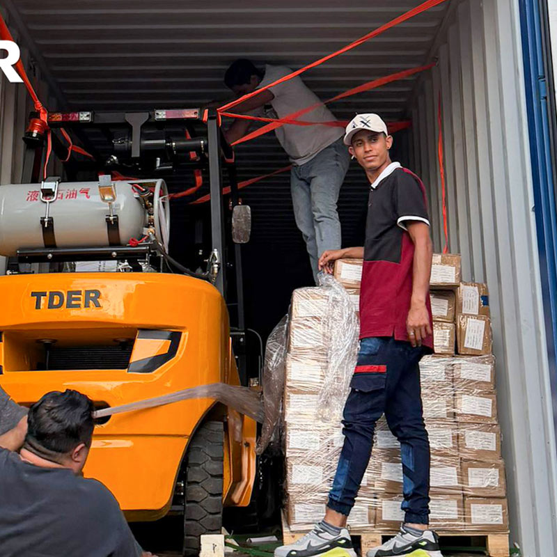 Carretilla elevadora TDER de GLP y gasolina de 3 toneladas en Venezuela